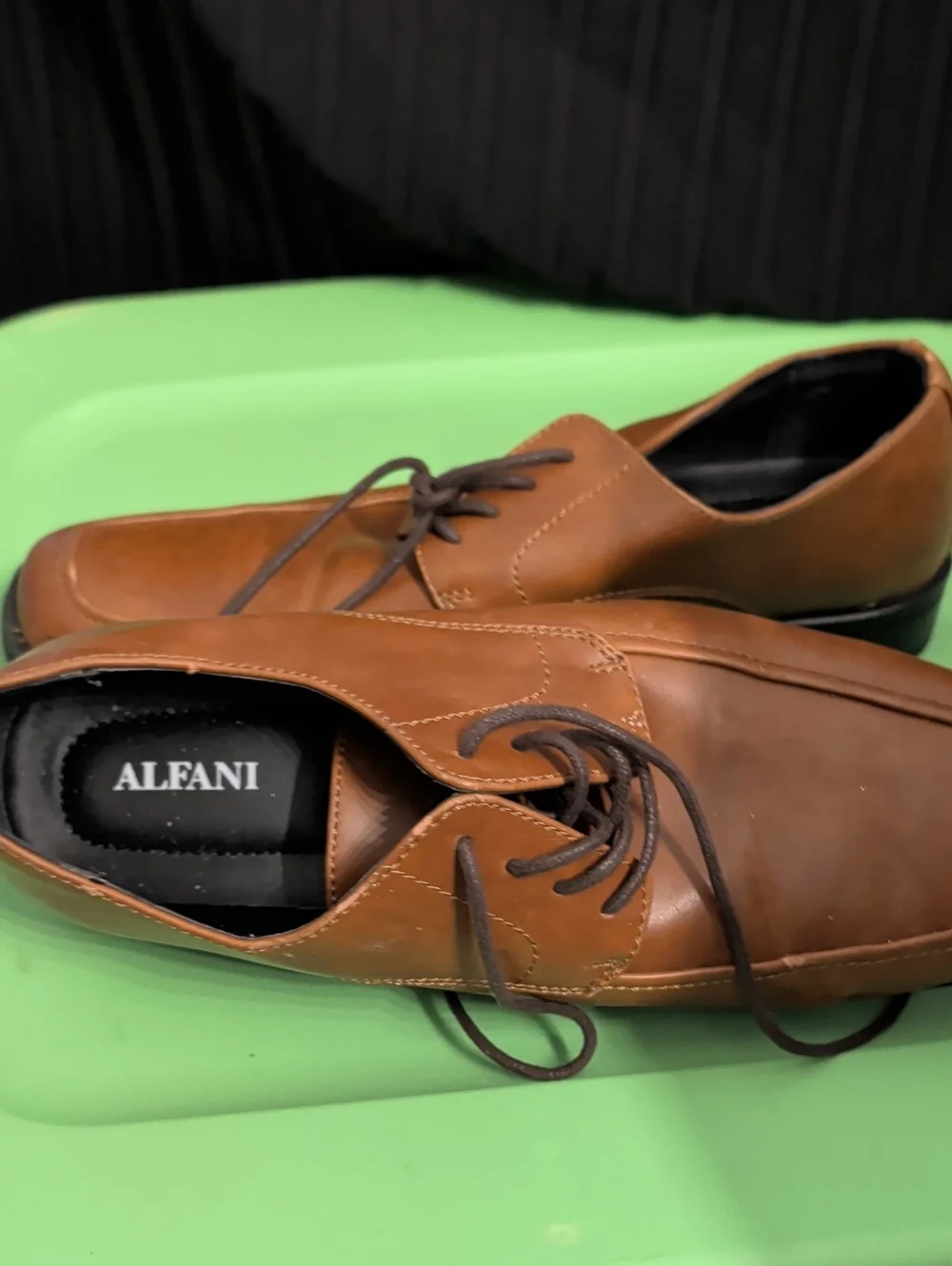 Alfani Tan/Brown Leather Lace-Up Derbys